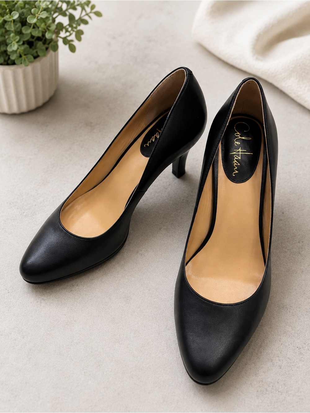 Cole Haan Nike Air Black Leather Pumps Heels Women’s 7.5B Career Comfort Classic